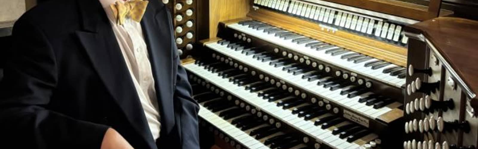 Arts @ Holy Trinity Welcomes Organist Andrew Peters for an Extraordinary Concert Experience