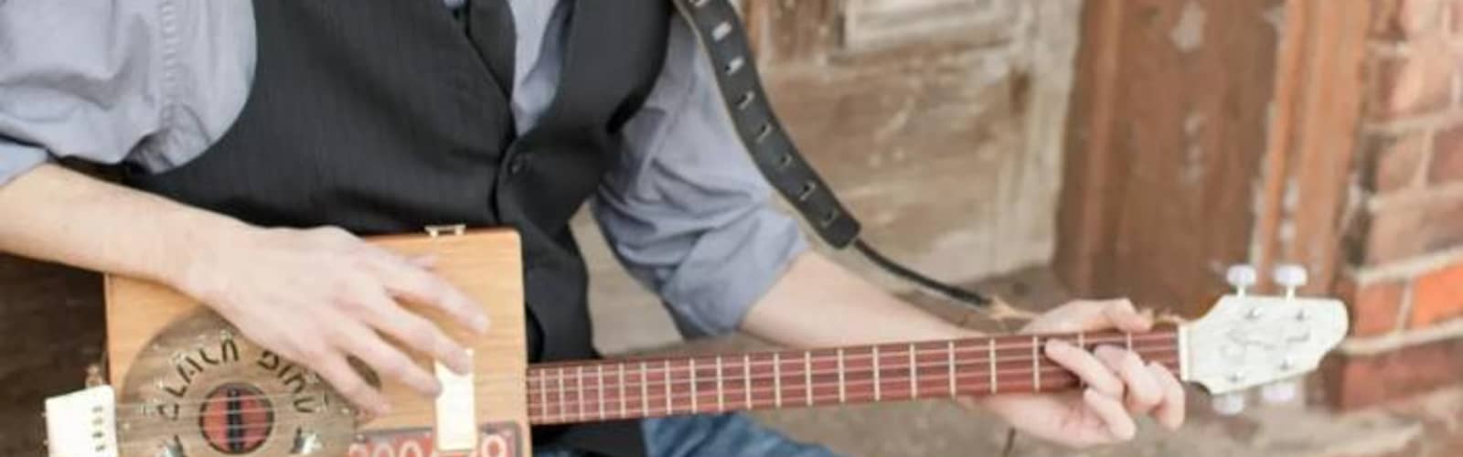 Blues & Beyond: Cigar Box Scott - FREE Happening Hour Show