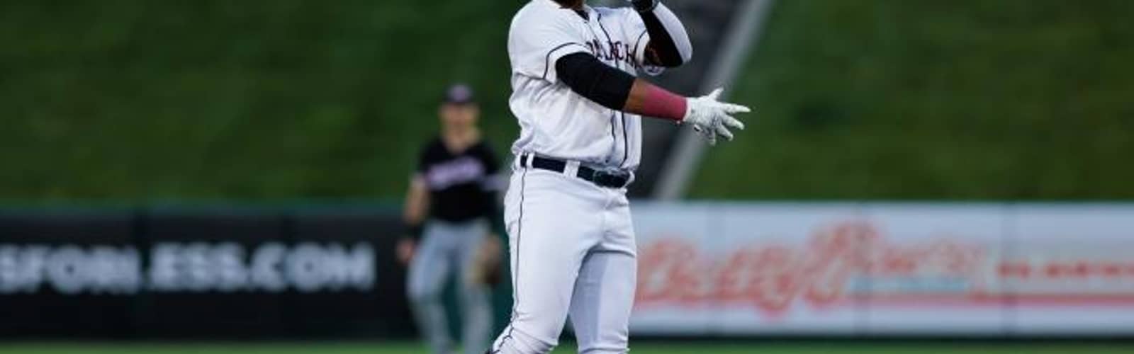 Kansas City Monarchs vs. Sioux Falls Canaries
