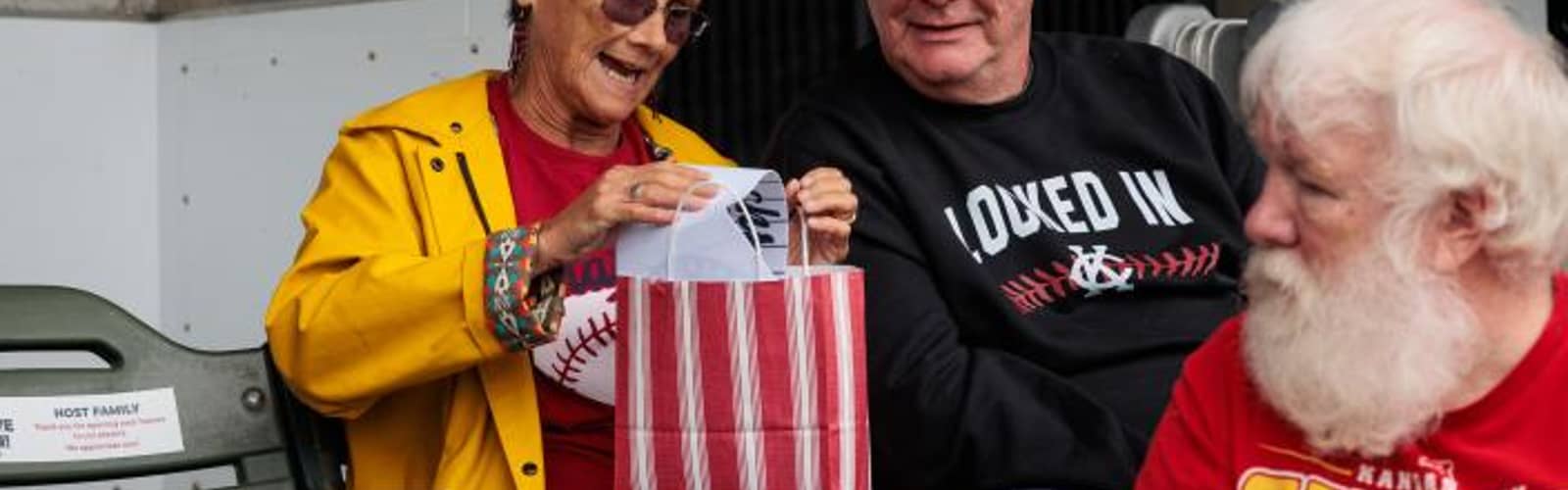 Kansas City Monarchs vs. Sioux City Explorers