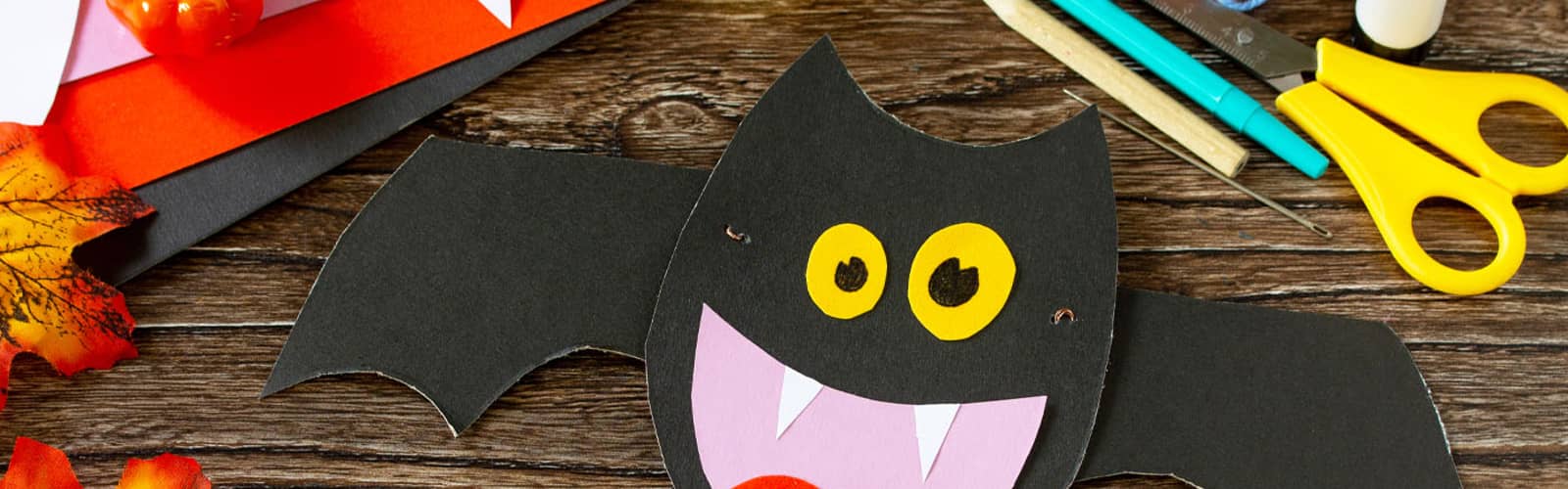 Halloween Craft at the Hermitage Library