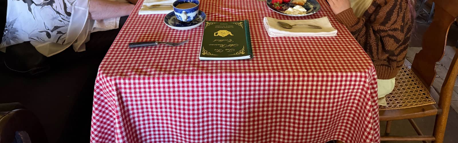 Afternoon Tea: 1860s Style!