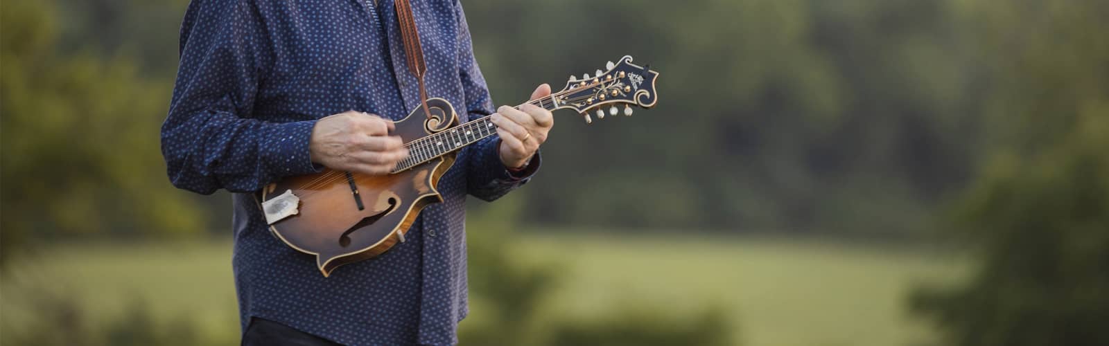 Ricky Skaggs w/ Kentucky Thunder