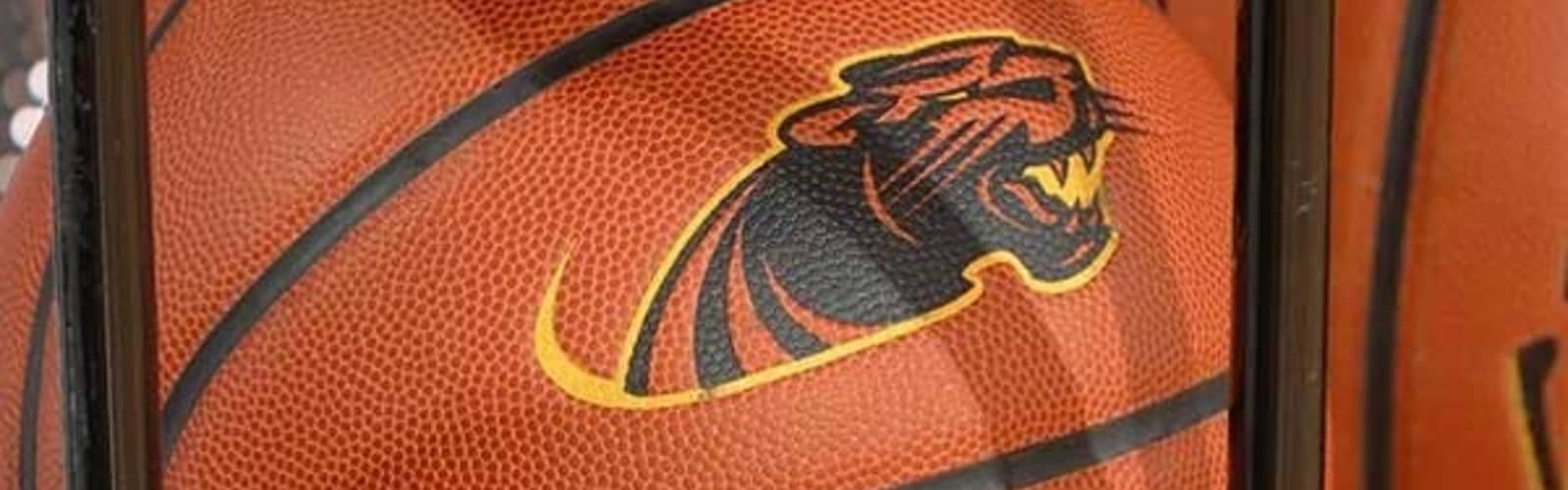Milwaukee Panthers Men's Basketball vs. St. Thomas University Men's Basketball