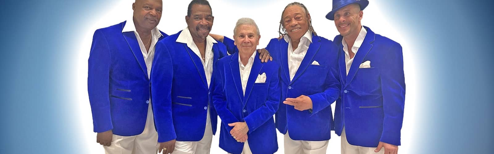 Dancing in the Aisles - The Ultimate Motown Experience