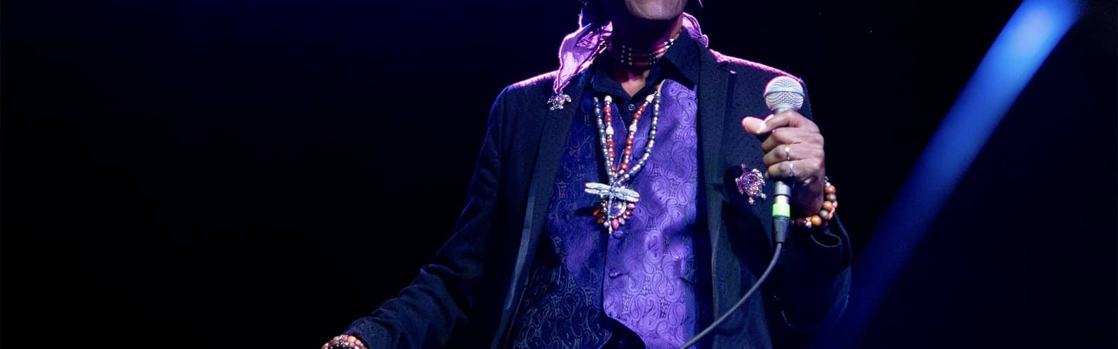 Cyril Neville Plays The Dead