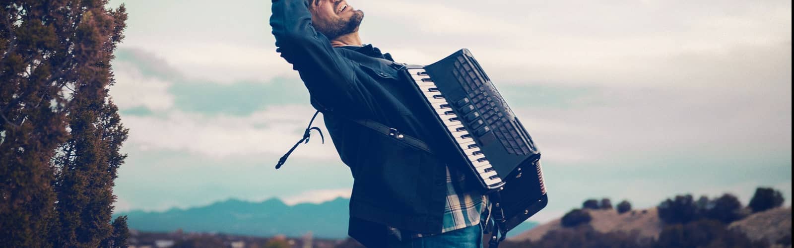 Jordian and his Accordian – Downtown