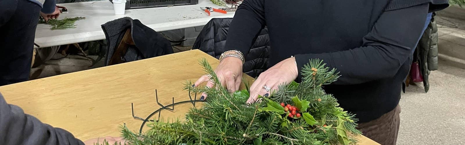 Holiday Wreath Making: Wassail and Wine Edition!