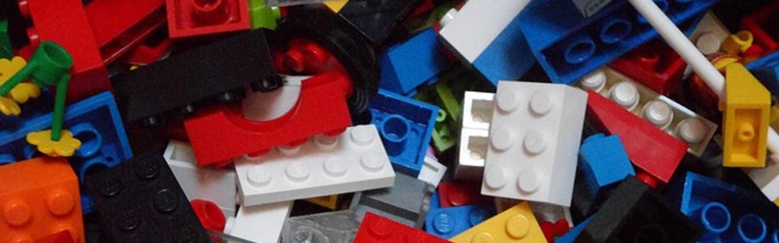 LEGO Club: Build a Mansion
