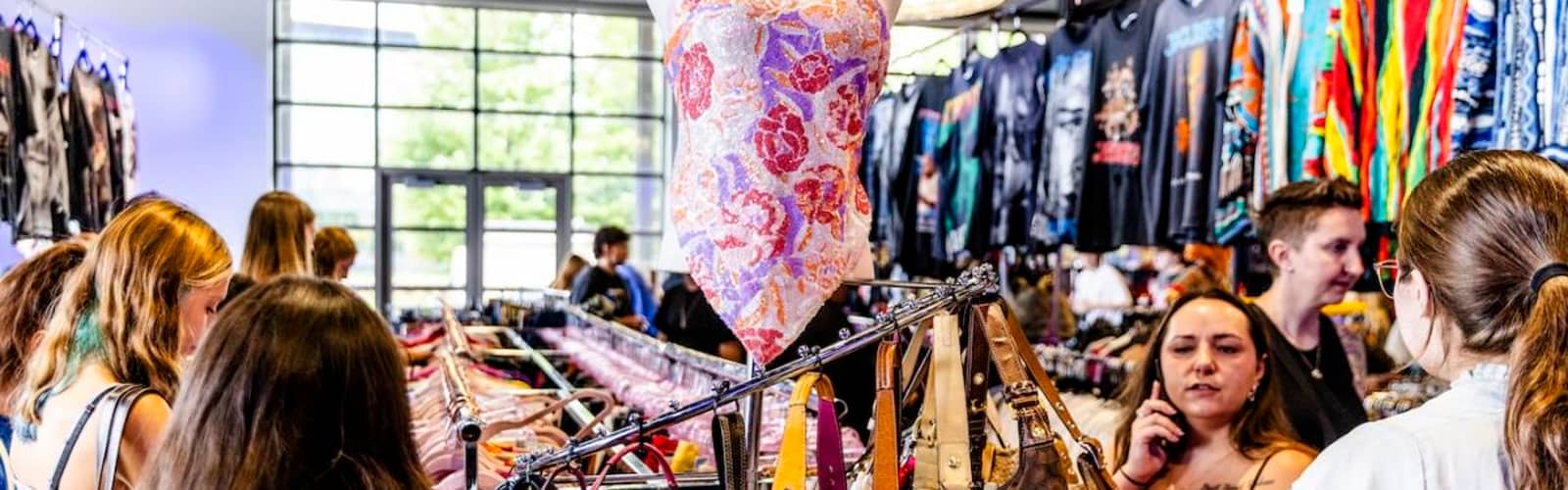 WISCONSIN VINTAGE FEST: HOLIDAY EDITION