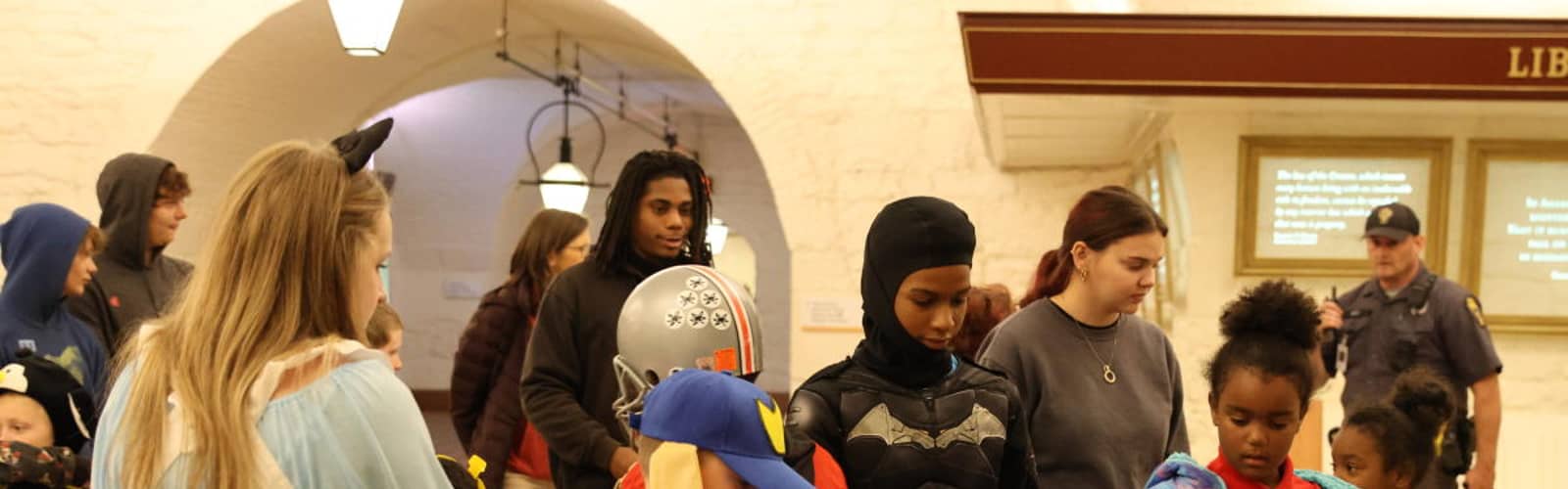 Trick-or-Treat Tour at the Ohio Statehouse
