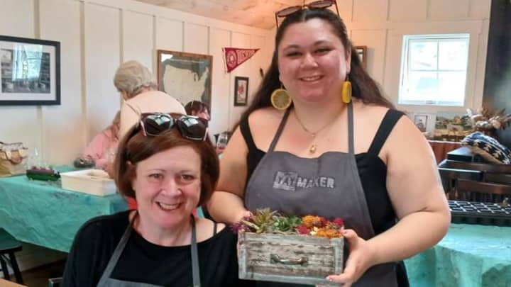 Succulent Terrarium Planting Event at Columbus Brewing Company