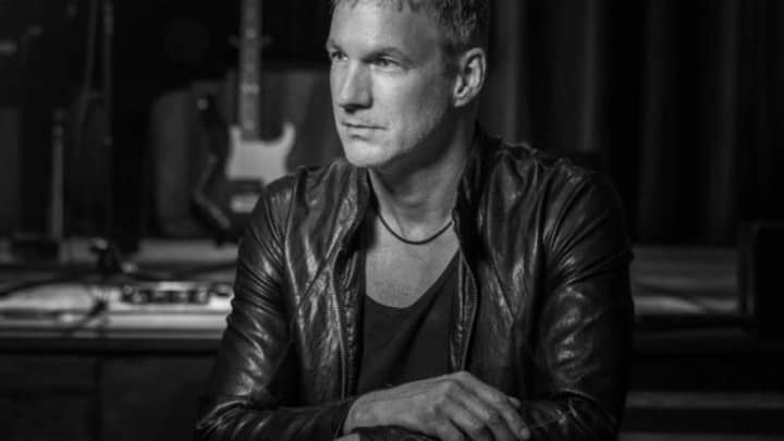 Eliot Lewis of Live From Darylâ€™s House