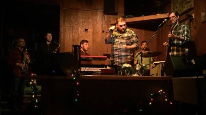 Flogo Shaggins at Rambling House