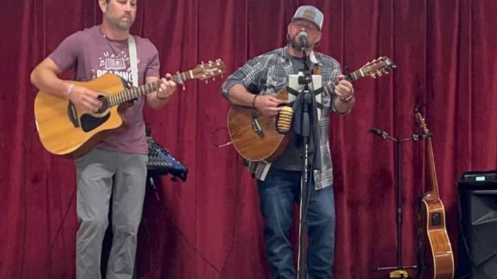 Ben Dumek LIVE