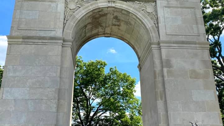 Rosedale Arch, Volker & Roanoke Bi-State Urban Hike