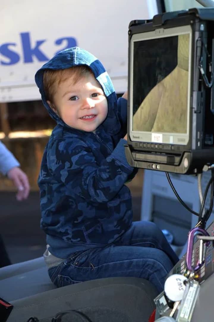 Shawnee Mission Parents as Teachers Touch-A-Truck