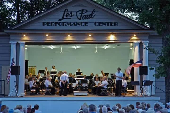 Monday Night Movies in the Park, Waukesha