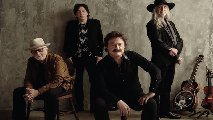 The Doobie Brothers: Walk This Road Tour