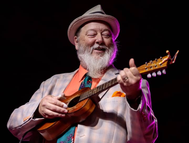 Shinyribs, Scott Strickland