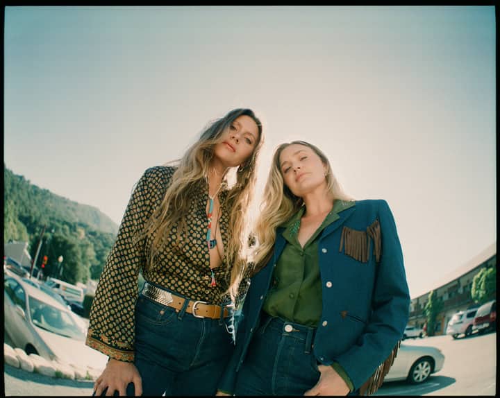 ALY & AJ - Places to Run Tour 2026
