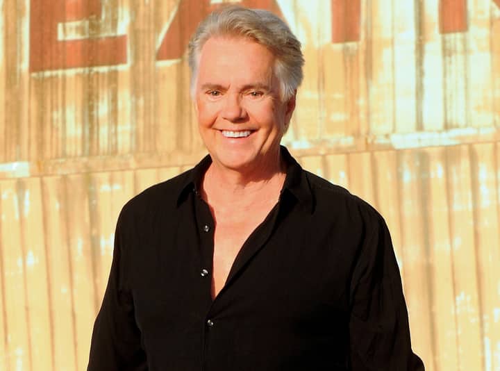 Shaun Cassidy UNWRAPPED: Songs & Stories for The Holidays