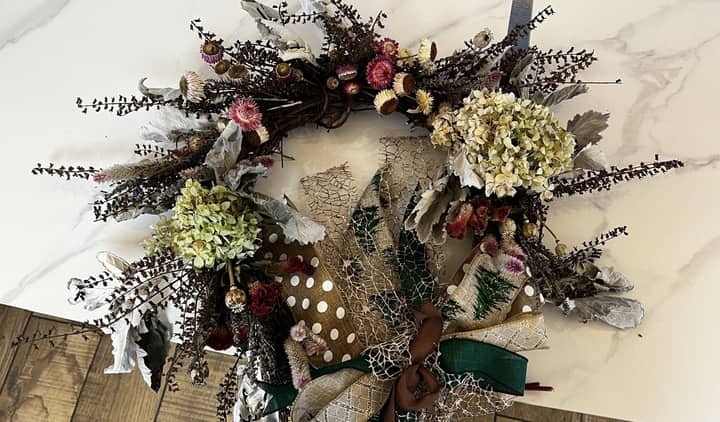 Locally Grown Dried Flower Winter Wreath Workshop