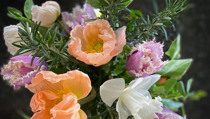 Locally-Grown Summer Centerpiece Workshop