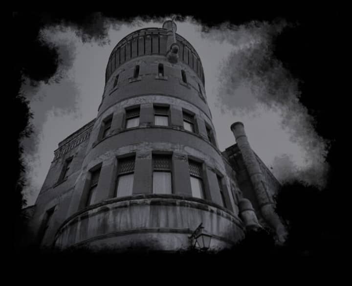 Strange & Spooky Cleveland Haunted Bus Tour