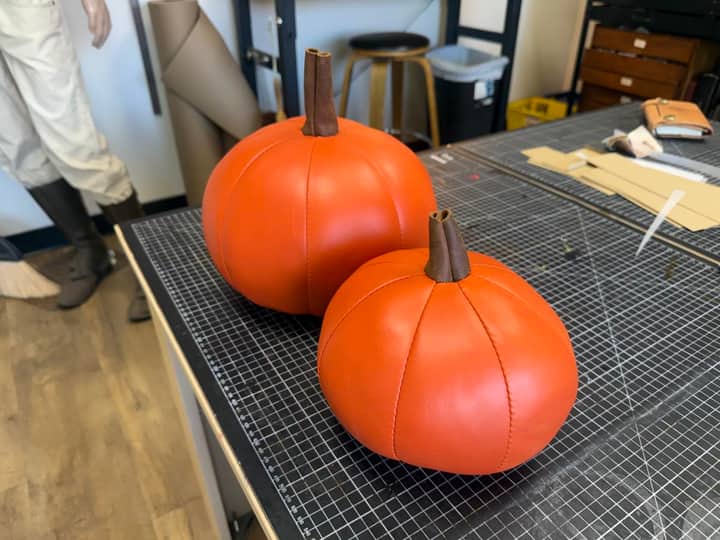 MINI LEATHER PUMPKIN CLASS