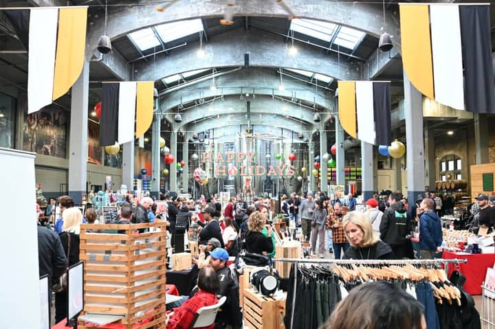 Art On Vine: Holiday Gifts Sale at Rhinegeist