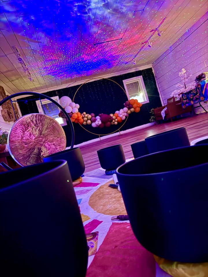 Sound Baths at Boochie: Hearts of Gratitude