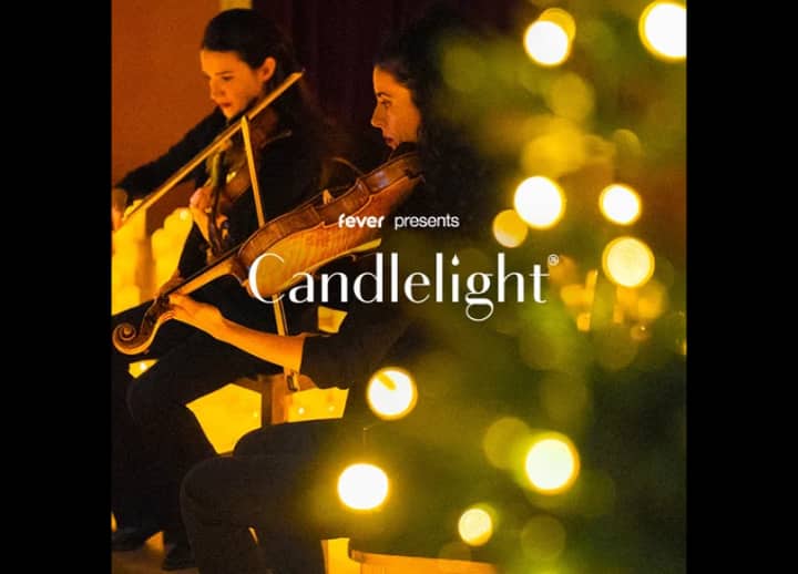 Candlelight: Christmas Classics