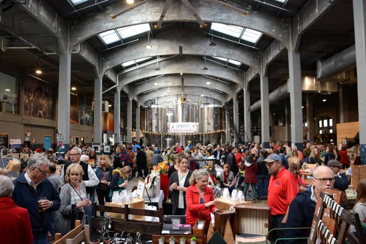 Art on Vine: Indoor Season Finale at Rhinegeist